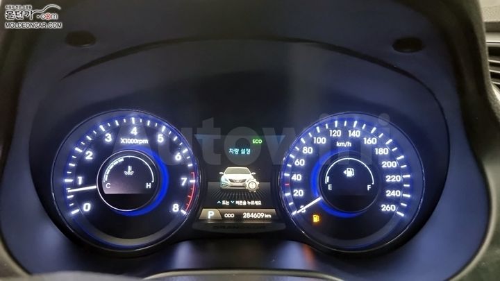 Hyundai Grandeur 2011 — 5