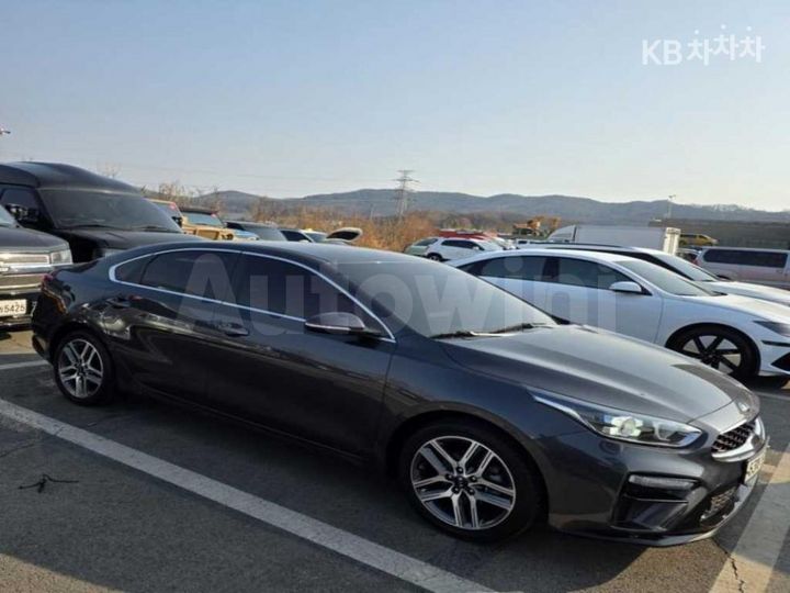 Kia K3 2019 KNAF241BEKA807611 — 2