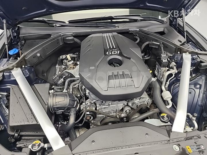 Genesis G70 2020 KMTG341ABLU061481 — 5