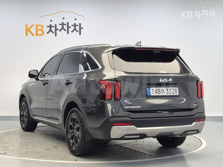 Kia Sorento 2024 KNARK81GBRA240187 — 2