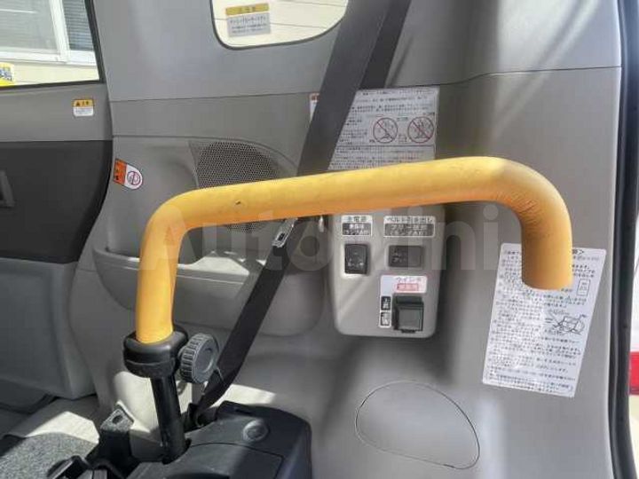 Daihatsu Tanto 2015 — 4