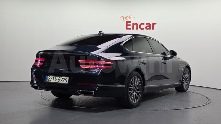 Genesis G80 2022 — 2