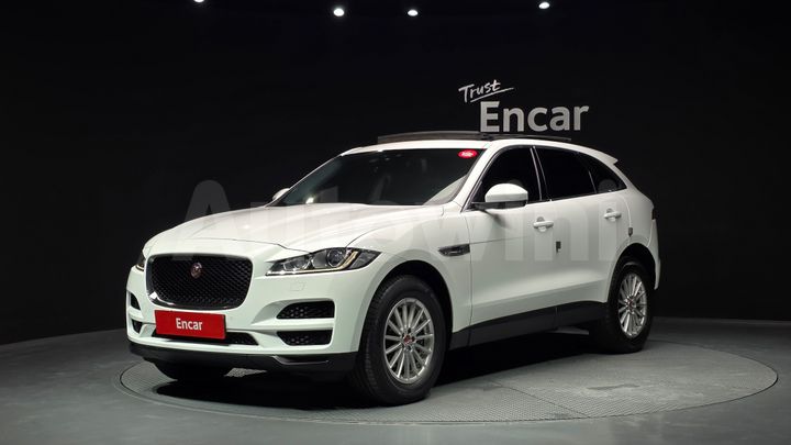 Jaguar F PACE