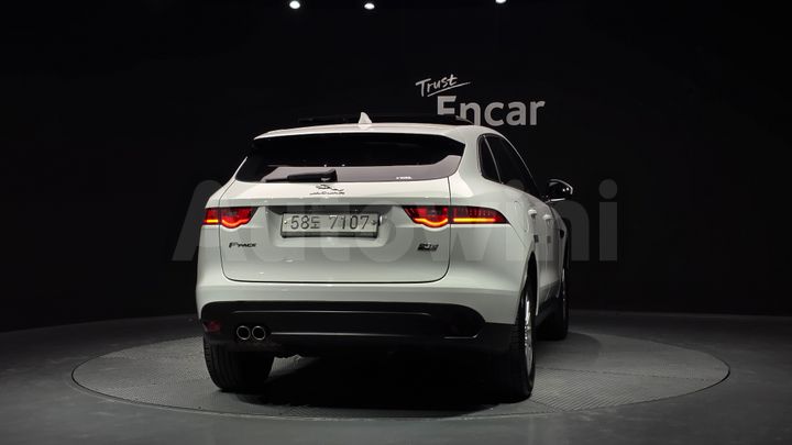 Jaguar F PACE 2018 — 4