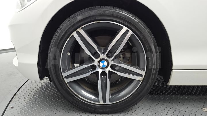 BMW 1 Series 2018 — 5