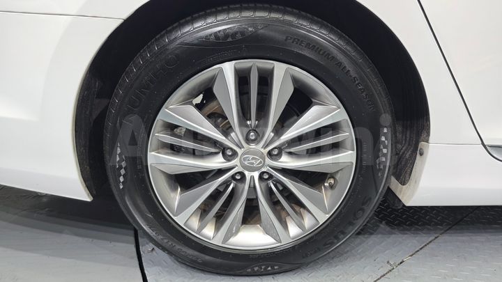 Hyundai Grandeur 2015 — 5