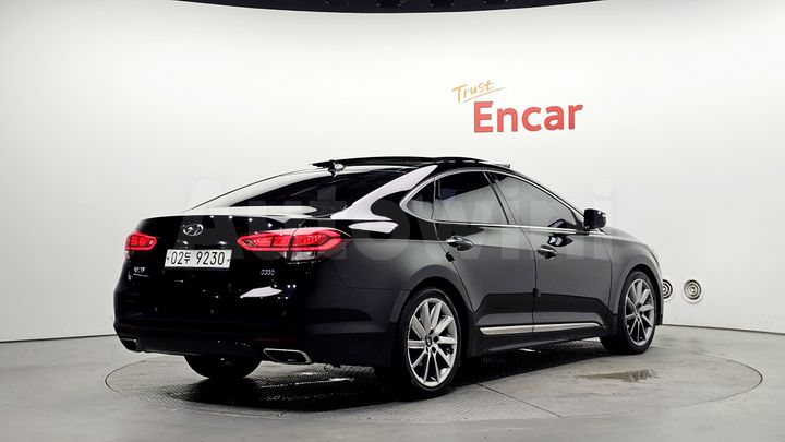 Hyundai Aslan