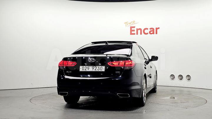 Hyundai Aslan 2015 — 4