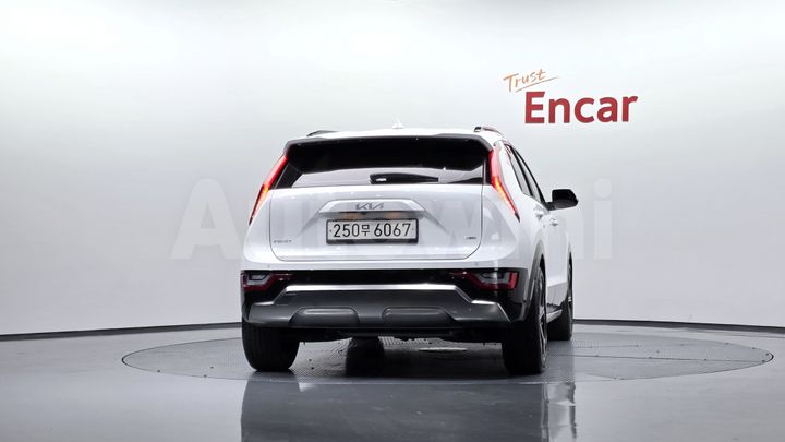 Kia Niro 2024 — 3