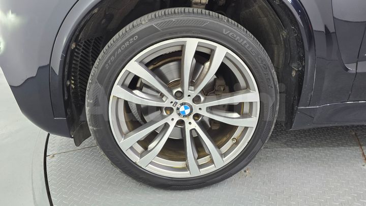 BMW X5 2017 — 5