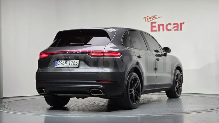 Porsche Cayenne 2019 — 2