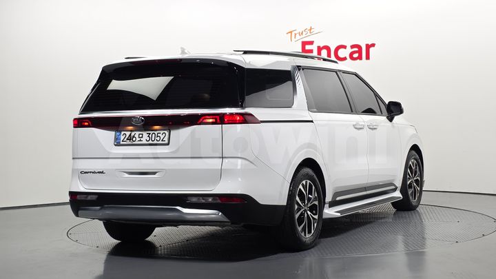 Kia Carnival 2021 — 2