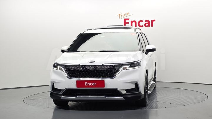 Kia Carnival 2021 — 3