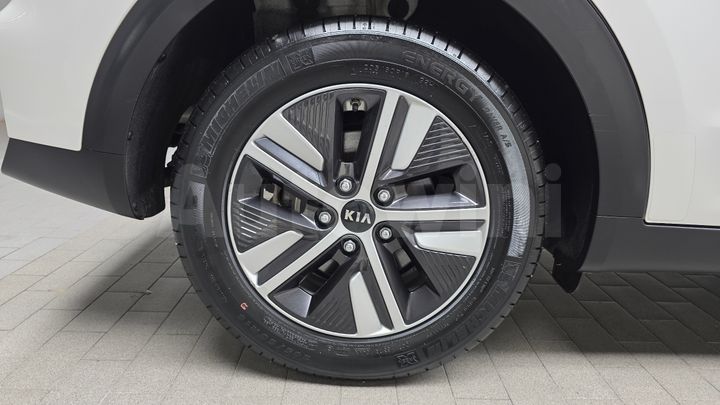 Kia Niro 2020 — 5