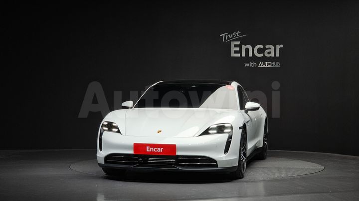 Porsche Taycan 2021 — 3