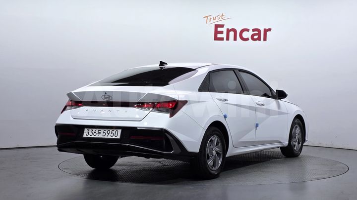 Hyundai Avante 2025 — 2