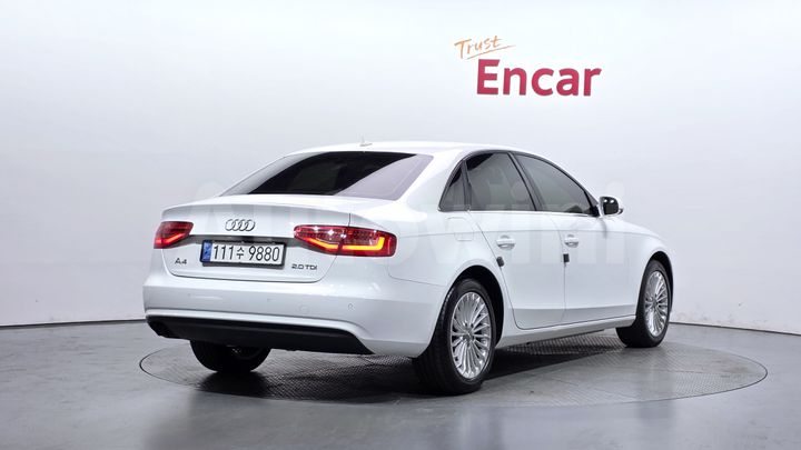Audi A4 2013 — 2