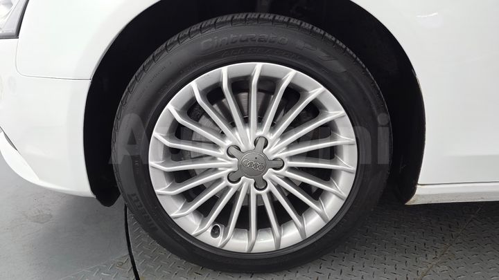 Audi A4 2013 — 5