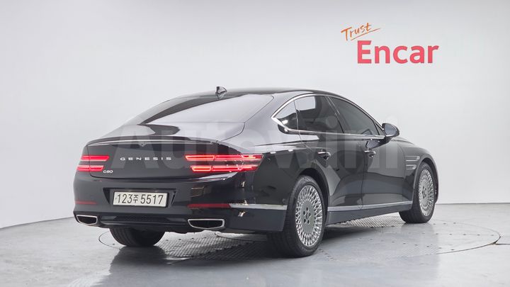 Genesis G80 2022 — 2