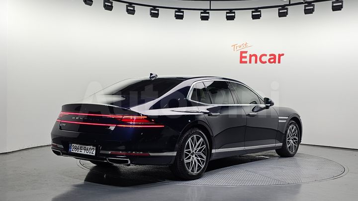 Genesis G90 2023 — 3