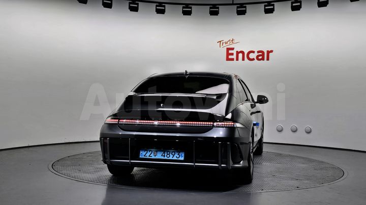 Hyundai Ioniq 2023 — 4