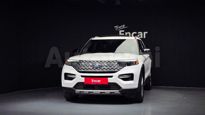 Ford Explorer 2021 — 3