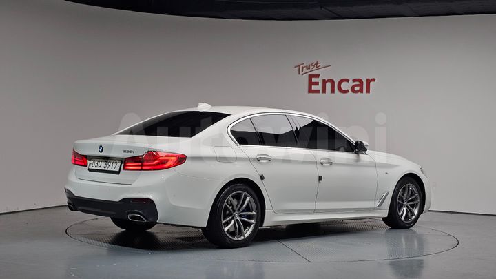 BMW 5 Series 2018 — 2