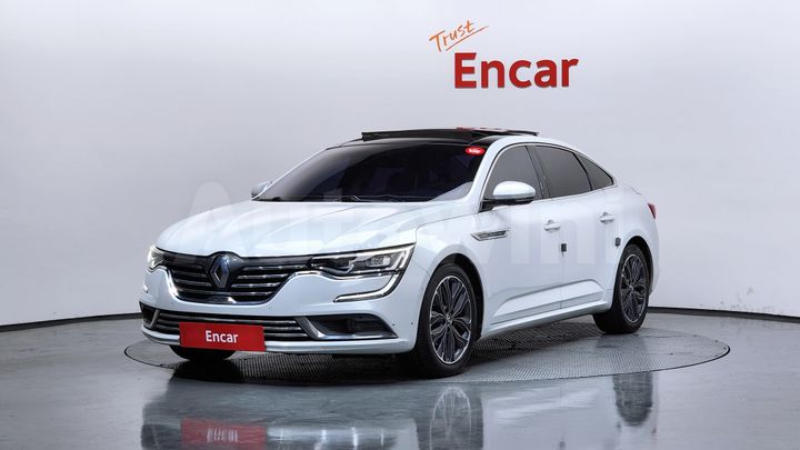 Renault SM6