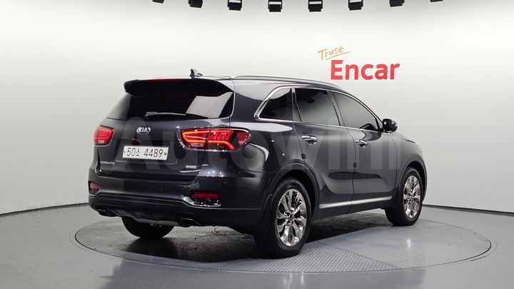 Kia Sorento 2018 — 2
