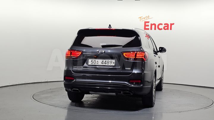 Kia Sorento 2018 — 4