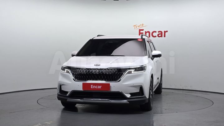 Kia Carnival 2021 — 3