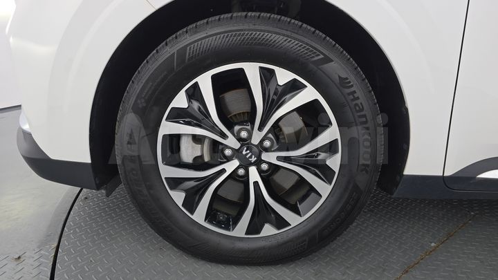 Kia Carnival 2021 — 5