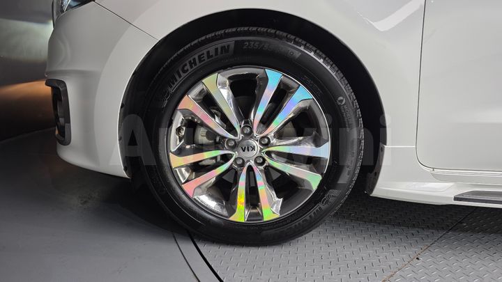 Kia Carnival 2016 — 5