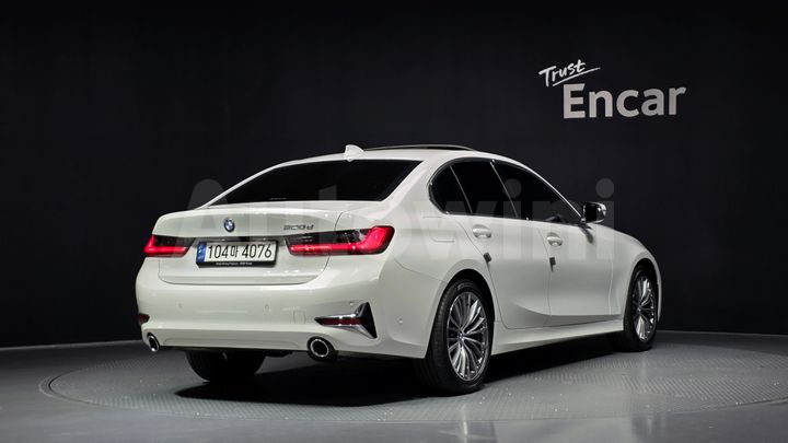 BMW 3 Series 2021 — 2