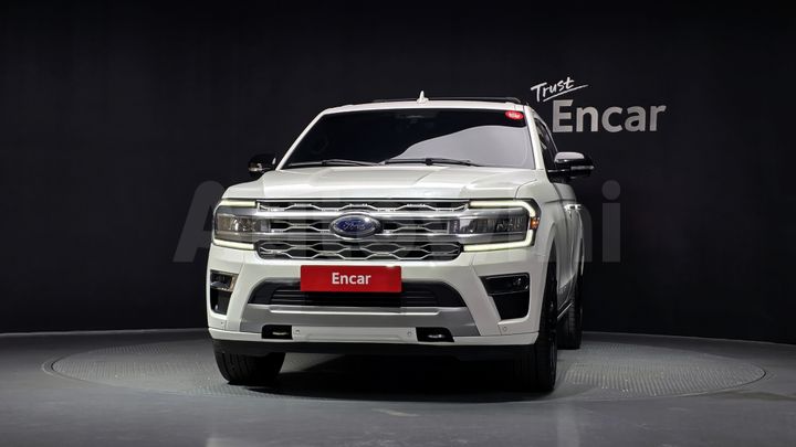 Ford Expedition 2023 — 3