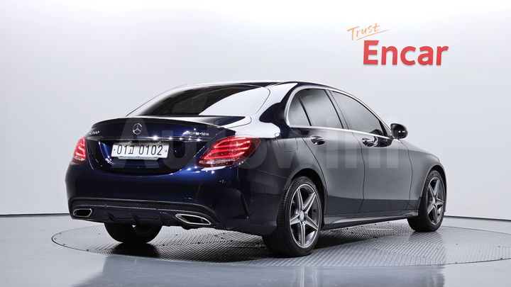 Mercedes-Benz C Class 2017 — 2