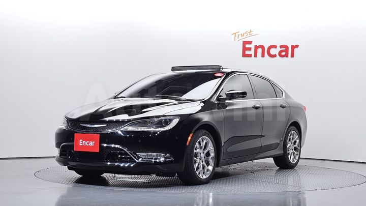 Chrysler 200