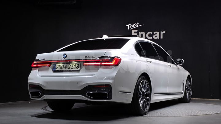 BMW 7 Series 2021 — 2