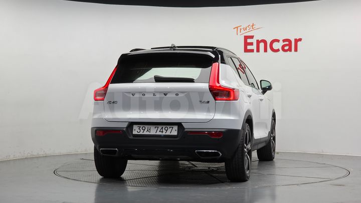 Volvo XC40 2019 — 4