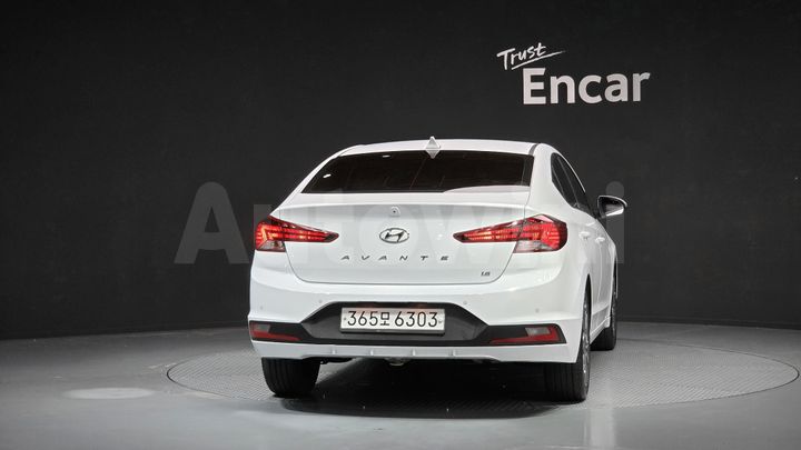Hyundai Avante 2020 — 4