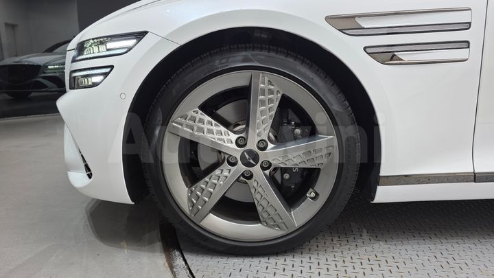 Genesis G80 2025 — 5