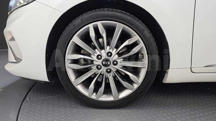 Kia K7 2020 — 5