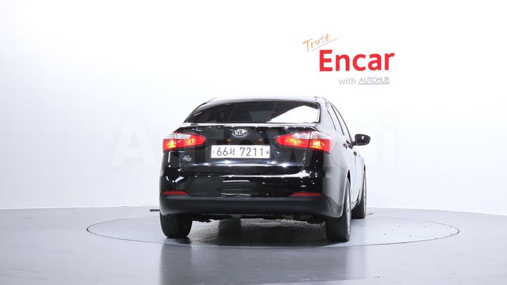 Kia K3 2015 — 4