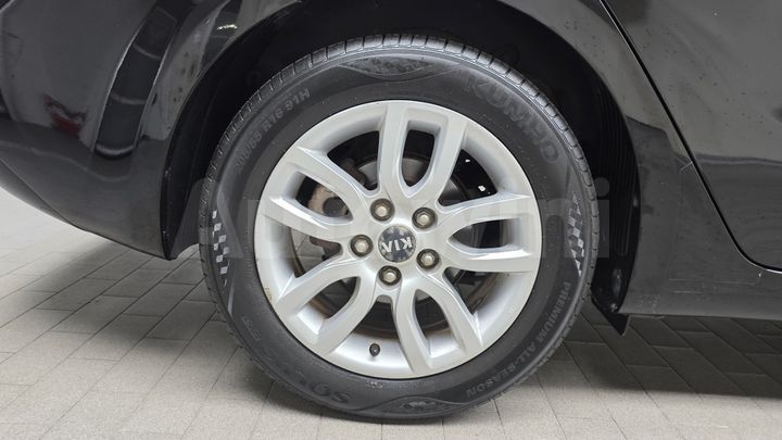 Kia K3 2015 — 5