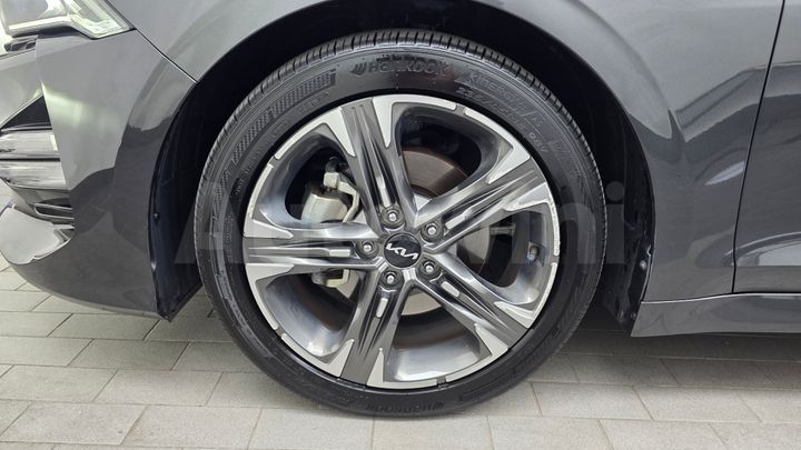 Kia K5 2022 — 5