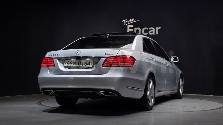 Mercedes-Benz E Class 2014 — 2