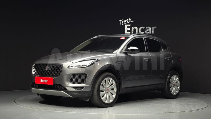 Jaguar E PACE
