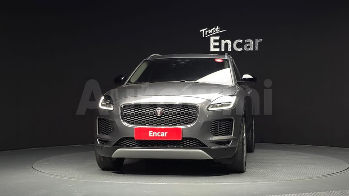 Jaguar E PACE 2019 — 3