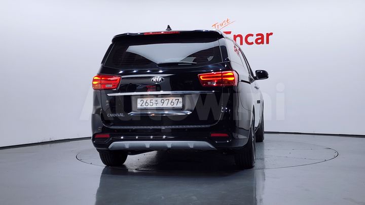 Kia Carnival 2019 — 4