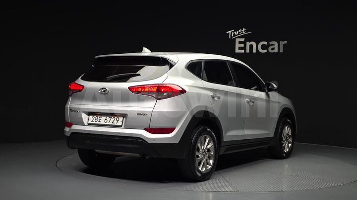 Hyundai Tucson 2016 — 2